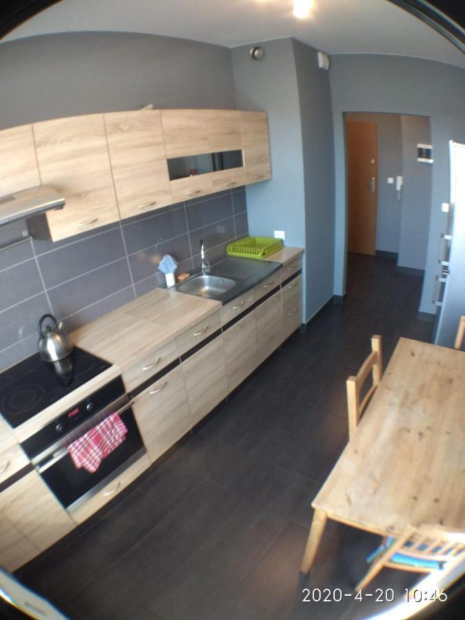 2060 Zwyciestwa 5G - Tanie Pokoje W Apartamencie - Samodzielne Zameldowanie - Self Check In Poznań Kültér fotó